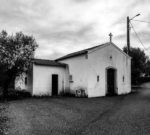 Capela de Nossa Senhora do Amparo, no sítio da Eira dos Santinhos